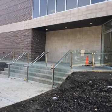 glass-stair-railing-kildeer-glass-railing-system-kildeer