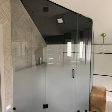 glass-shower-doors-installation-chicago-glass-shower-doors-chicago
