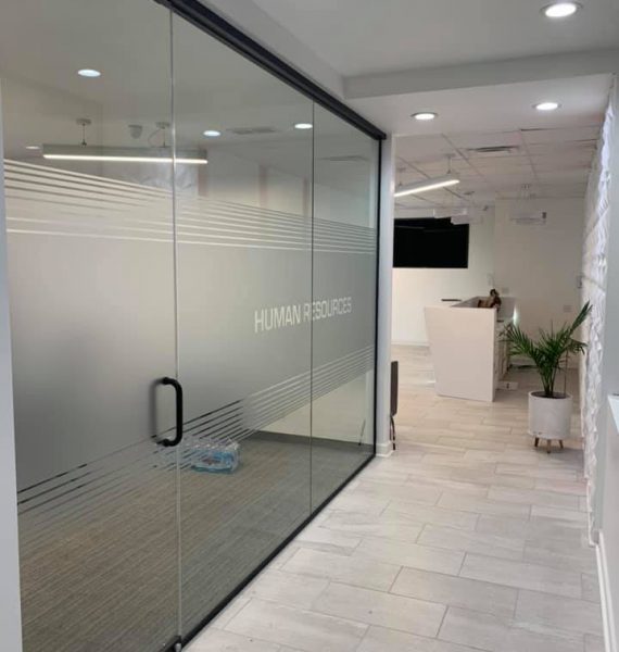 shower-enclosures-chicago-custom-glass-shower-doors-chicago
